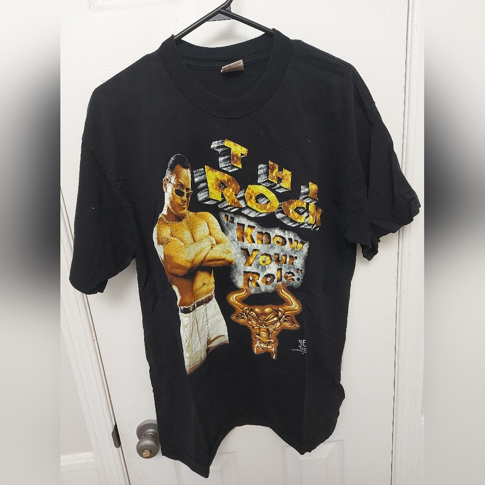 Vintage WWF 1998 The Rock T Shirt LG AAA Know Your‎ Role 2 sided Doesn’t Bleed